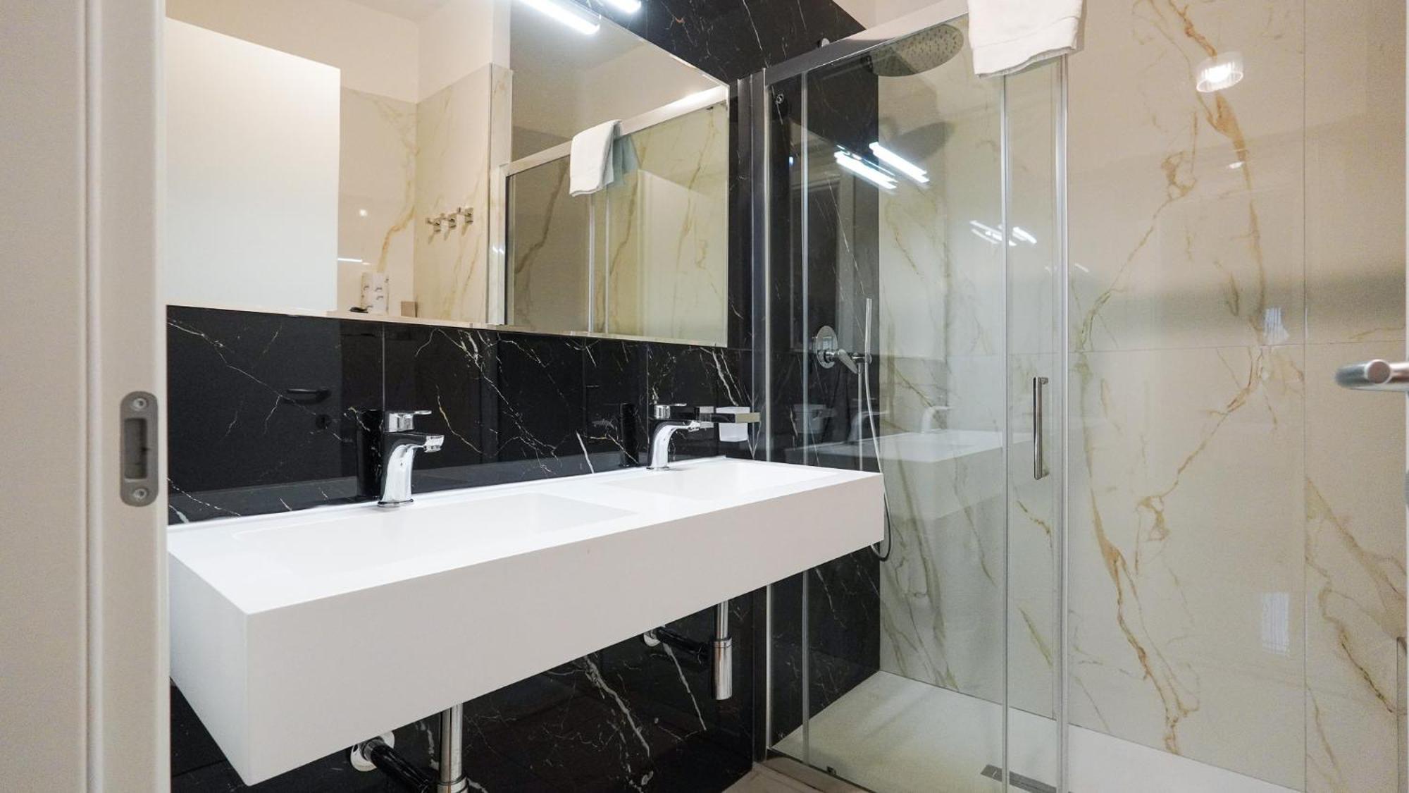 Suites 51 Рим Экстерьер фото