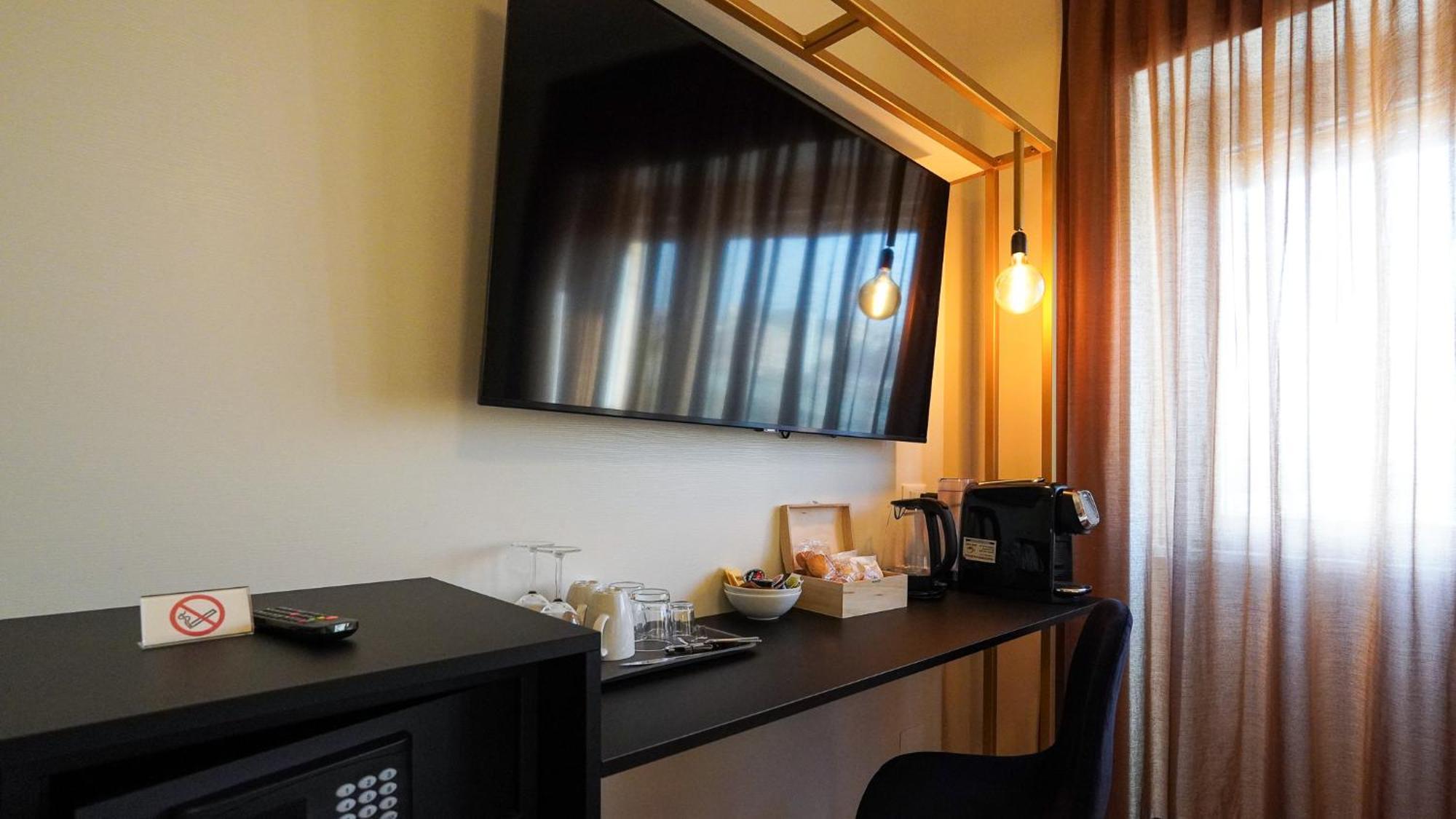 Suites 51 Рим Экстерьер фото